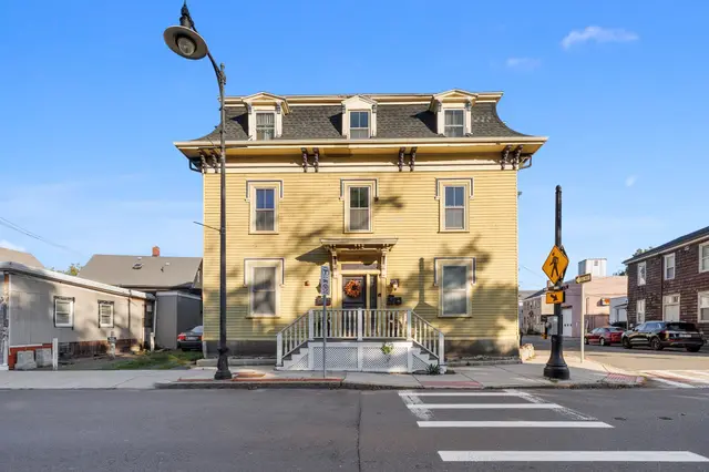 47 Bridge St #1