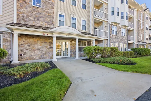 424 John Mahar Hwy #103