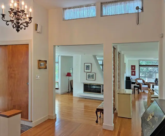 1551 Commonwealth Ave.