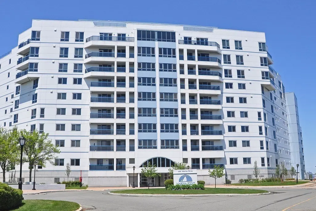 1001 Marina Dr #705, Quincy