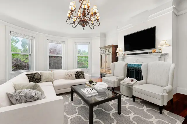 290 Commonwealth Ave #9