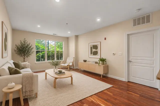 3 Repton Cir #3114