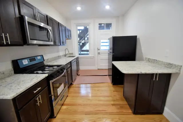 31 Harvard St. #2