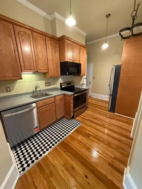 271 Dartmouth St ##5F