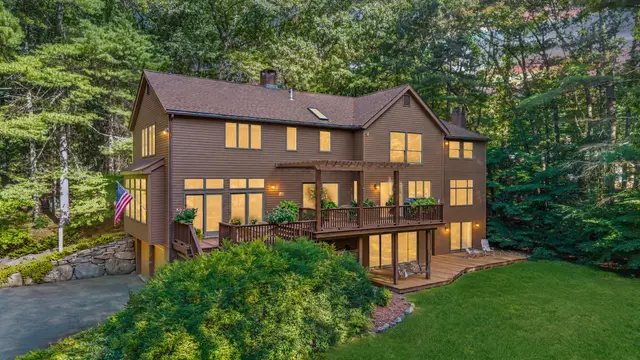 53 Green Ln