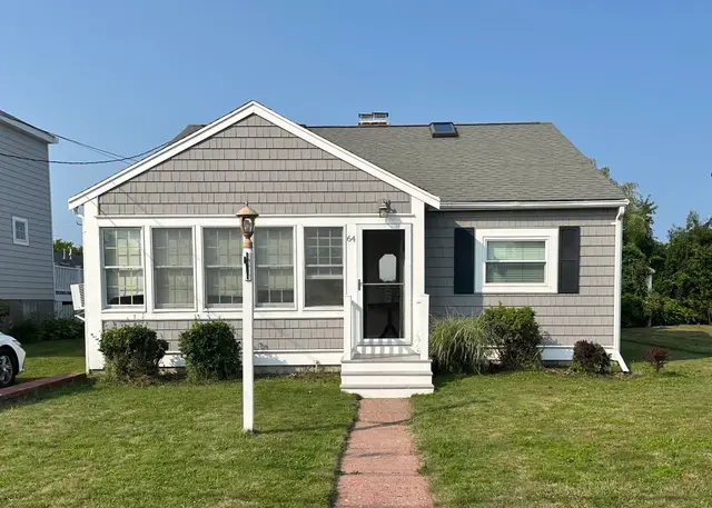 64 Everson Rd #1