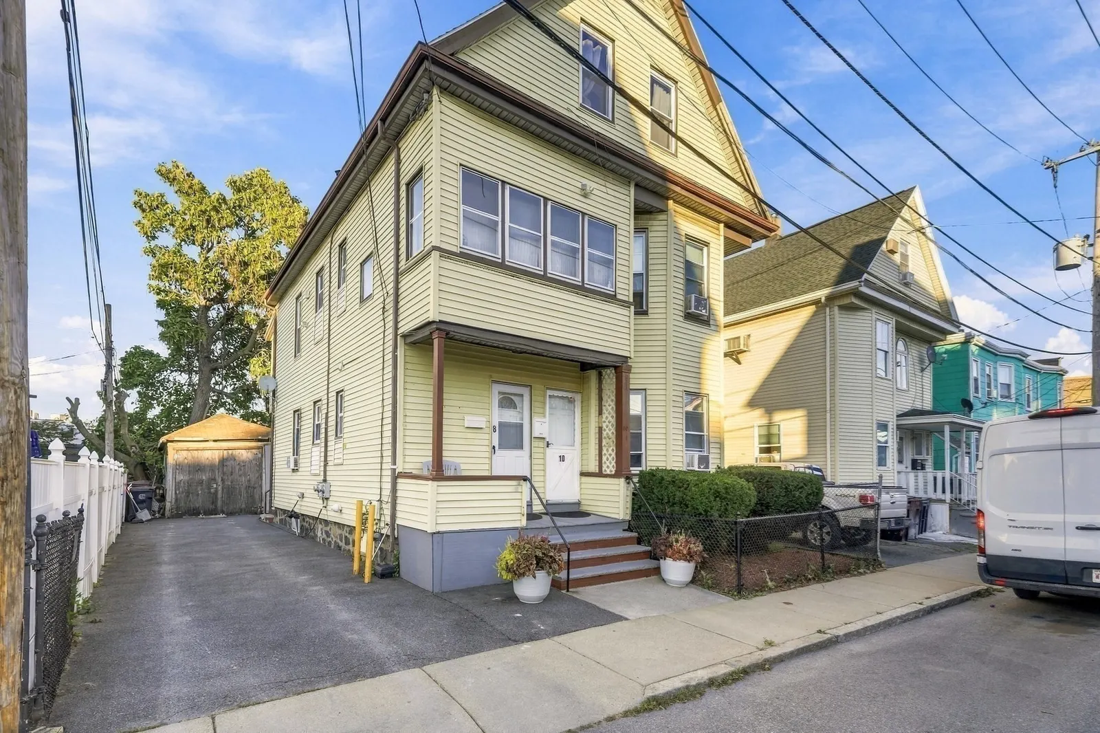 8-10 Dane St, Everett