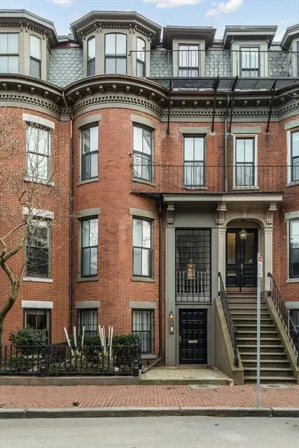 94 Appleton Street #1