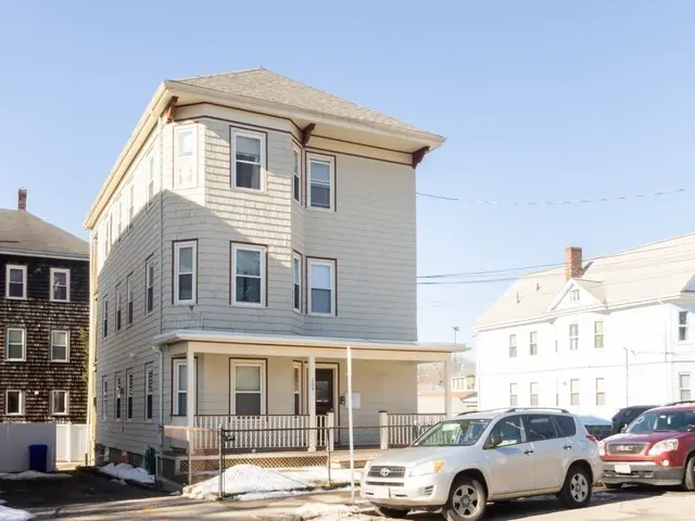 309 Wood Ave #3