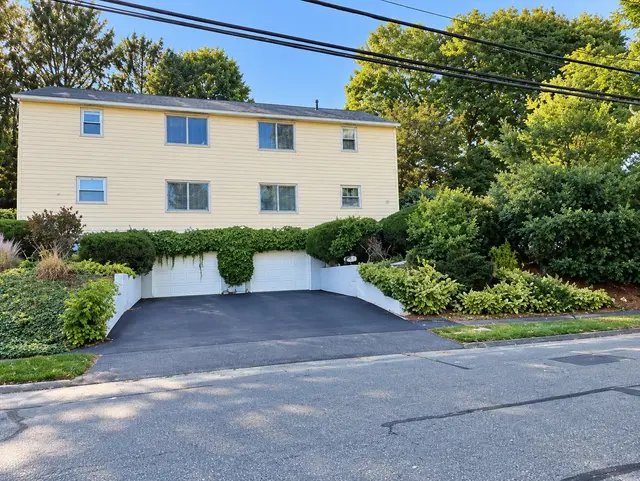 15 Eliot Rd #15