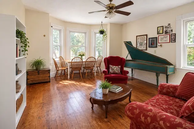 17 Ballard Street #2