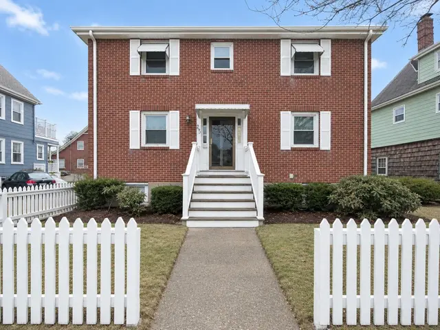 273 East Squantum #4