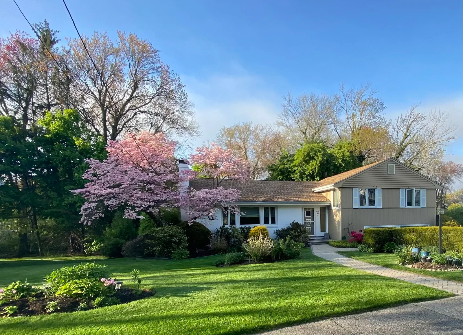 83 Bound Brook Road, Newton
