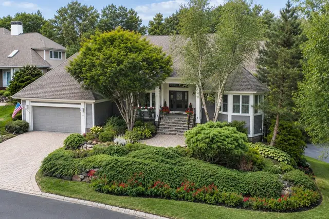 18 Southpoint Lane