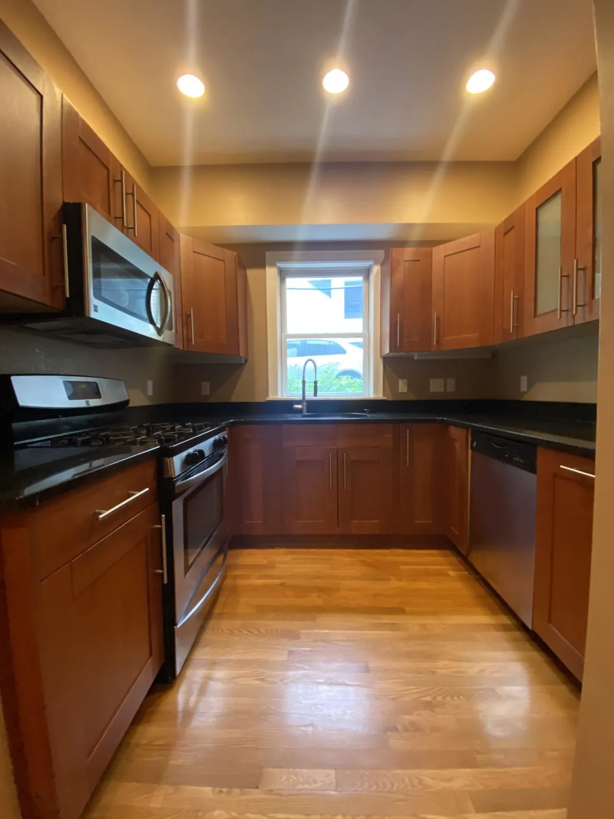 1592 Beacon St #2A, Brookline