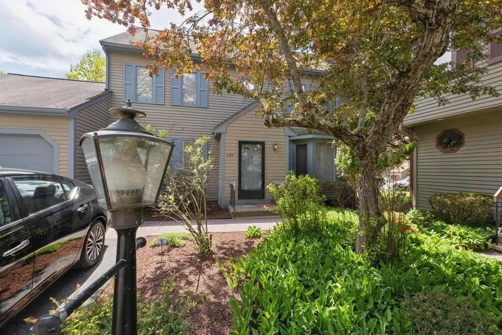 292 Island St #292, Stoughton