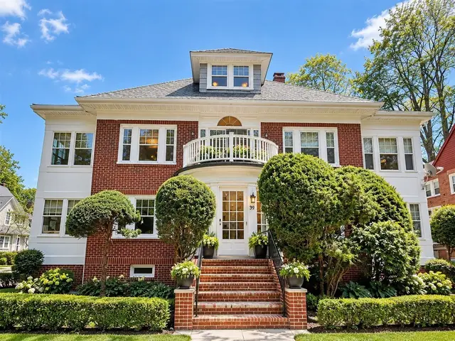 39 Greycliff #1