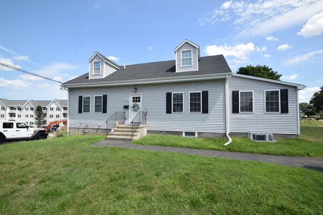 909 North Street #A