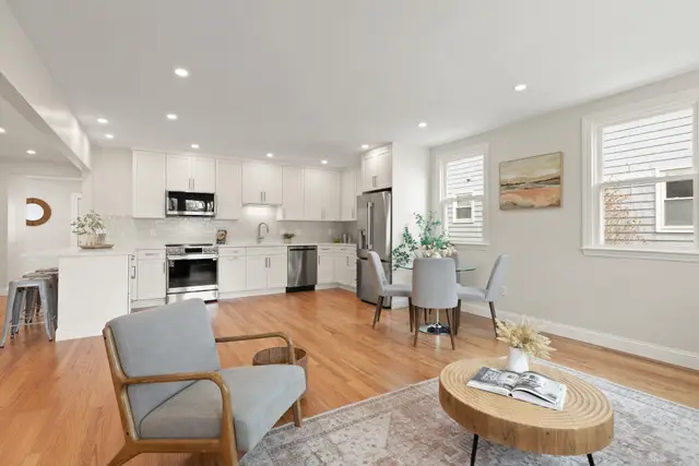 156-158 Waverley St