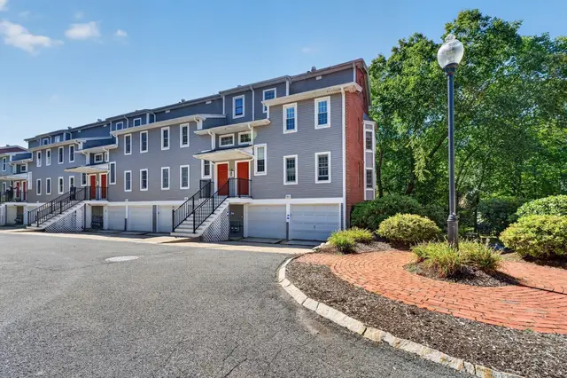 20 N Stone Mill Dr #1026