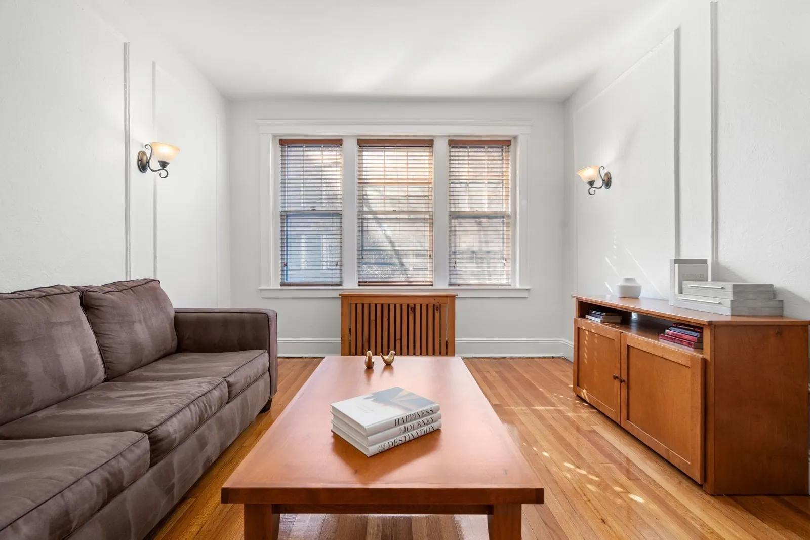 461 Washington St #1, Brookline
