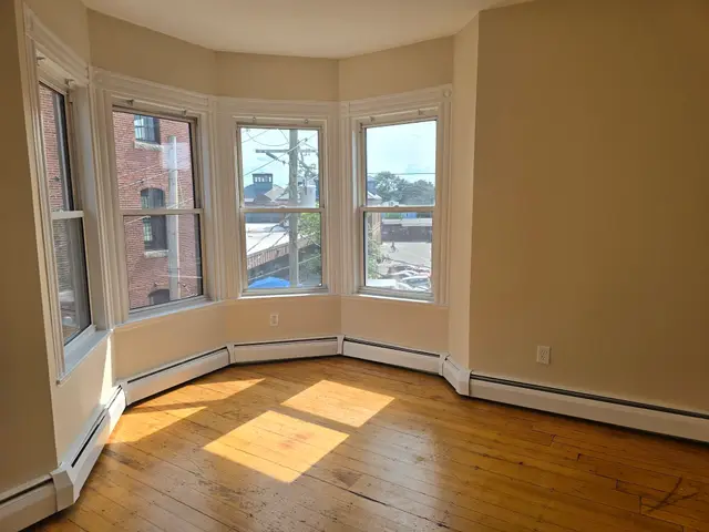 13 Bismarck St #3
