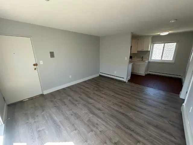 2 Meacham St #6