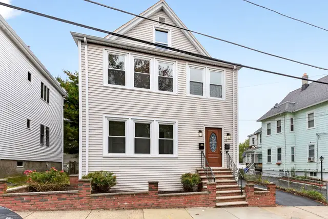 12 Winthrop St