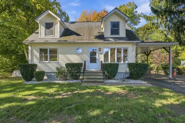 5-A Danforth St