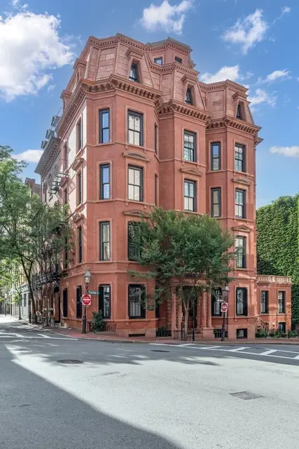 57 Hancock St