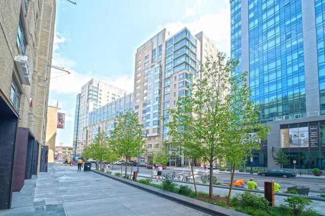 170 Brookline Avenue #825
