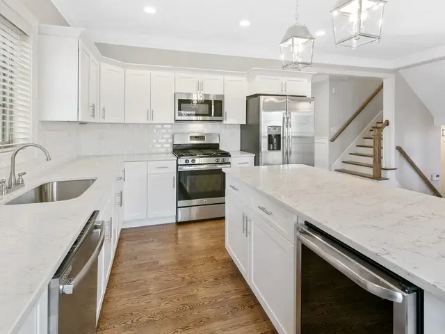 37 Lambert St #37