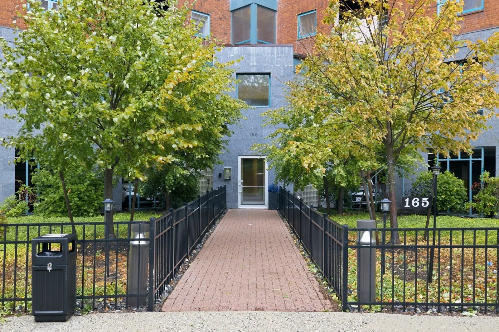 165 Cottage St #207, Chelsea