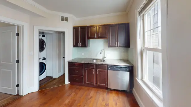 47 Iffley St #2
