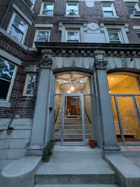 5 Fuller St #6