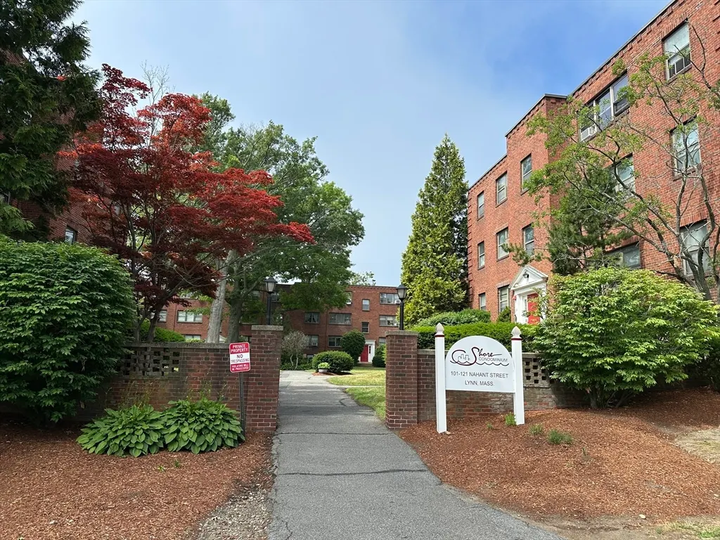 101 Nahant St #3, Lynn
