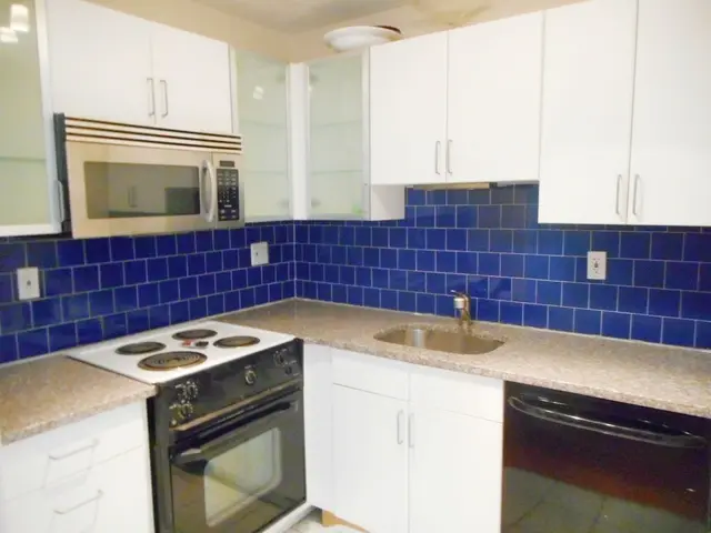 10 Scottfield Road #33