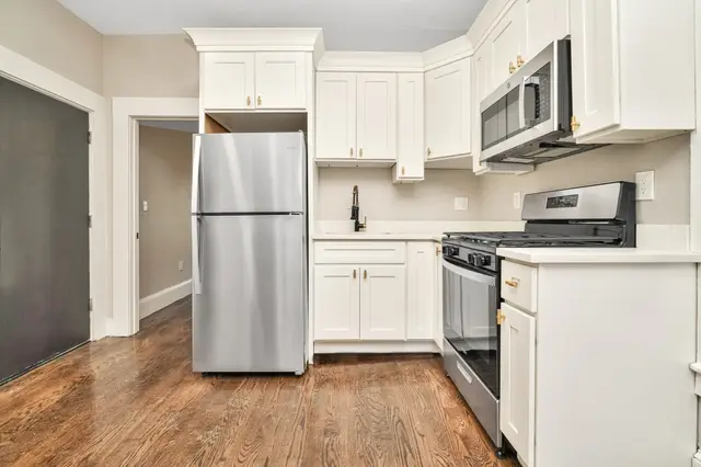 14 Carson St #1