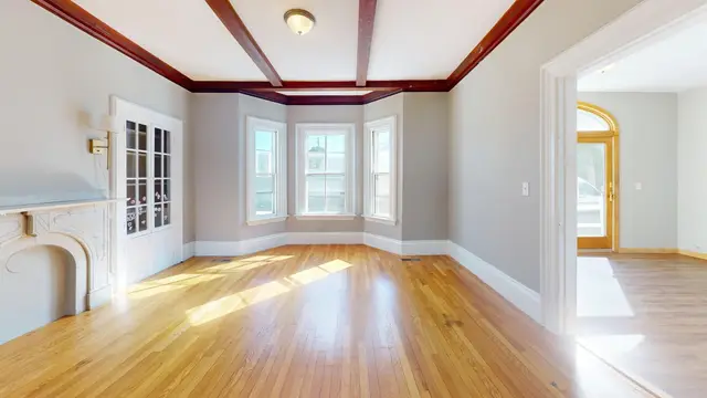 12 Lyman St #1