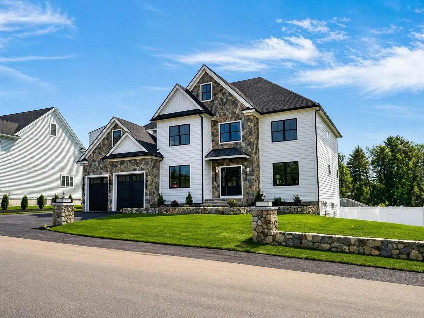 5 Lisa St, Burlington