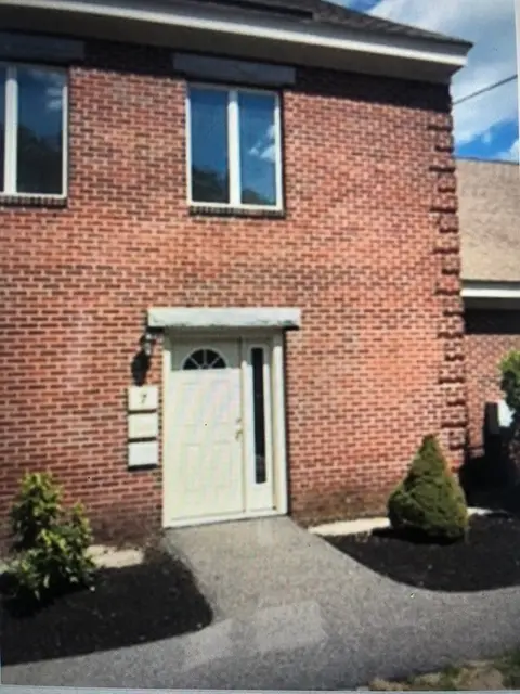 51 Mill St. #7
