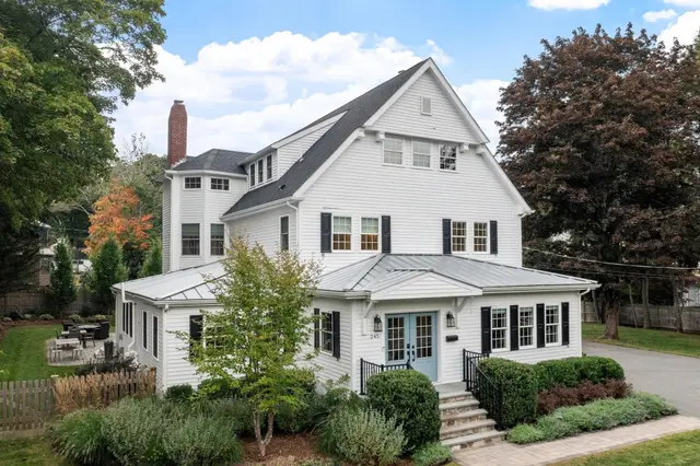 245 Summer Ave
