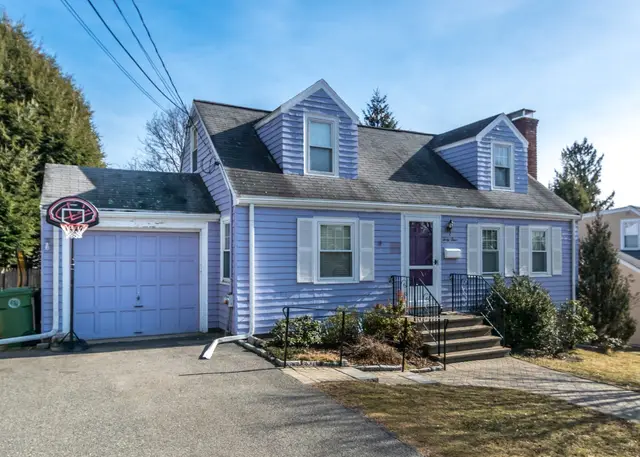 44 Pilgrim Rd