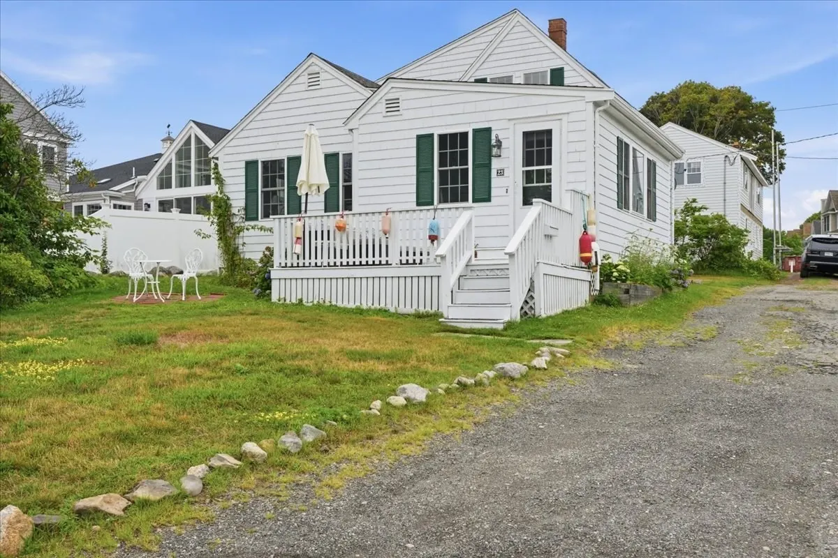 23 Morton Pl, Scituate