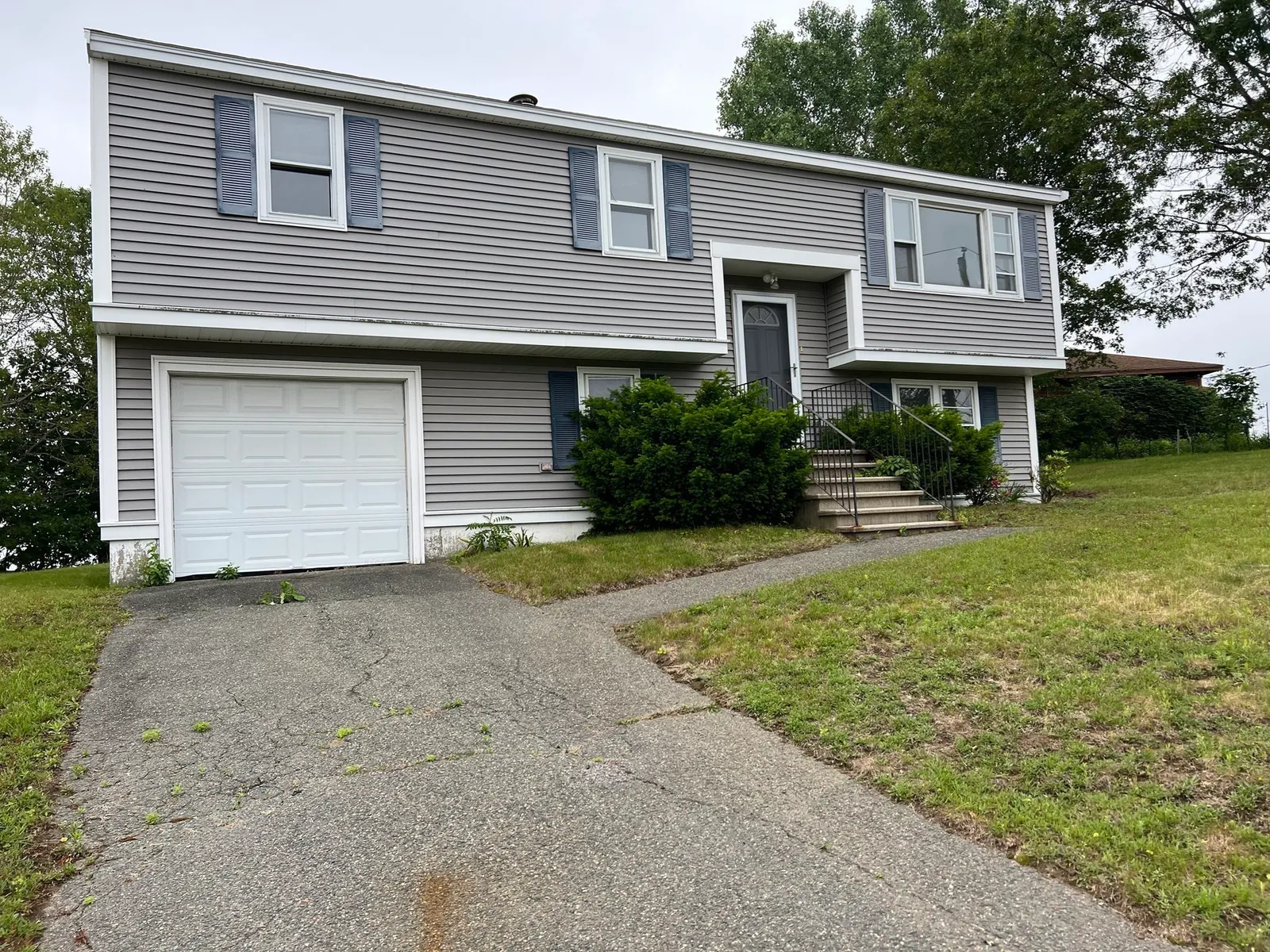 11 Skyview Lane, Woburn