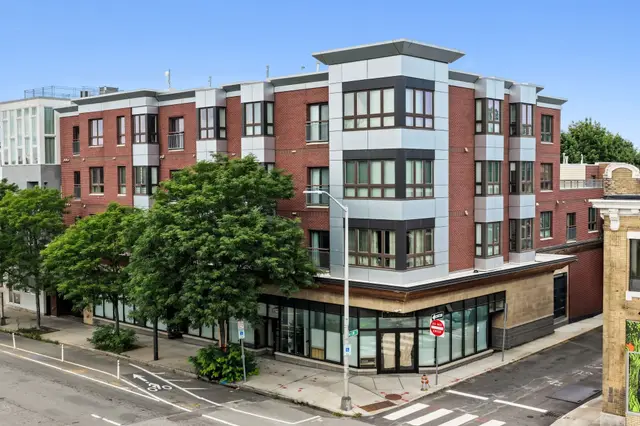 1975 Massachusetts Ave #302