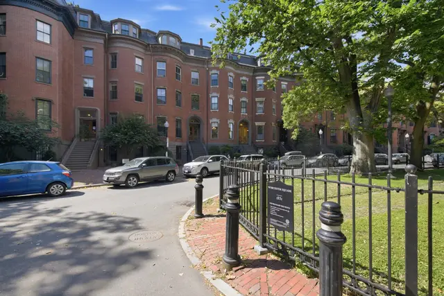 29 Worcester Sq #5