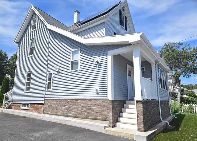 46 Home St #2
