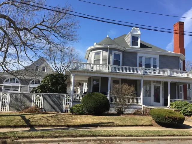 15 Deer Cove Street #1