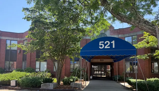 521 Mount Auburn #209